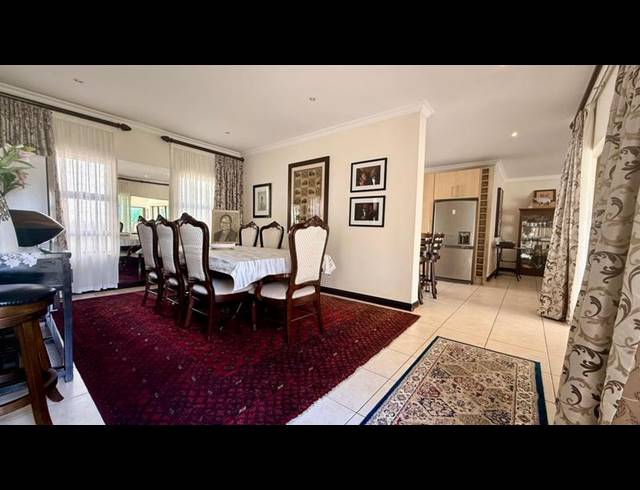 4 BEDROOM PROPERTY TO RENT IN FOURWAYS